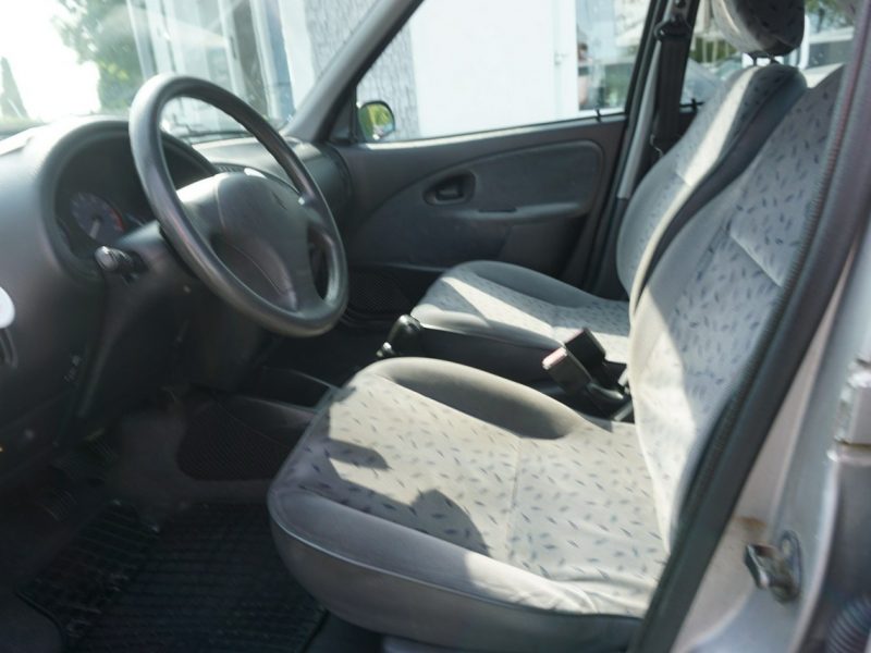 Citroen Saxo w dobrej kondycji mechanicznej i wizualnej, KLIMA!