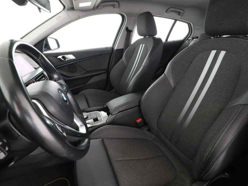 BMW 120 xDrive automat 190KM PDC-kamera navi LED tempomat F40 (2019-)