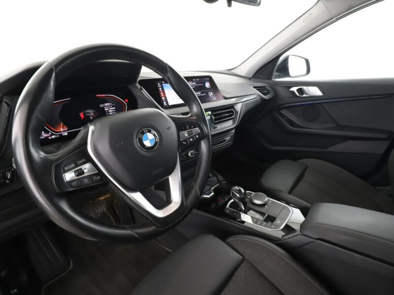 BMW 120 xDrive automat 190KM PDC-kamera navi LED tempomat F40 (2019-)