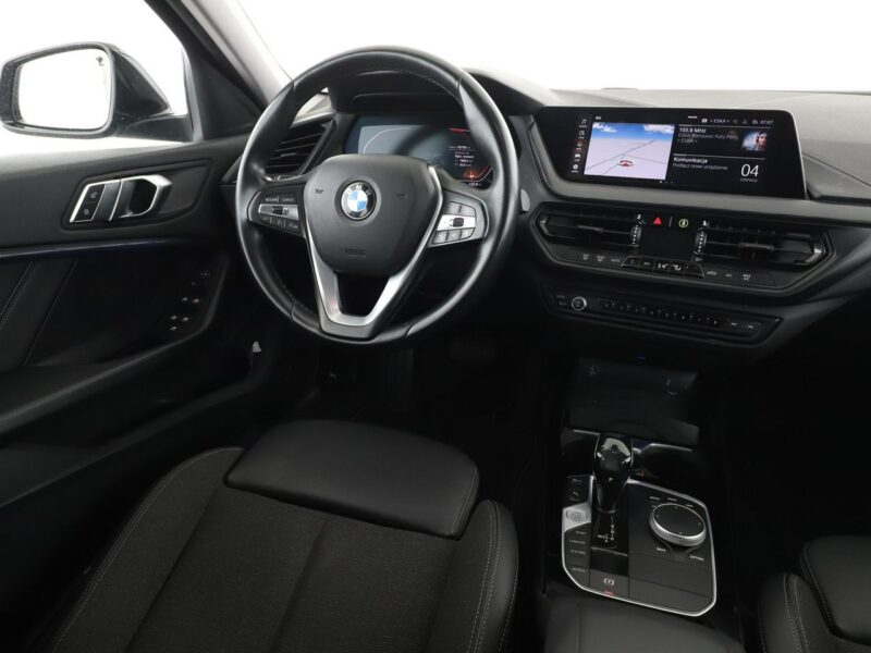 BMW 120 xDrive automat 190KM PDC-kamera navi LED tempomat F40 (2019-)
