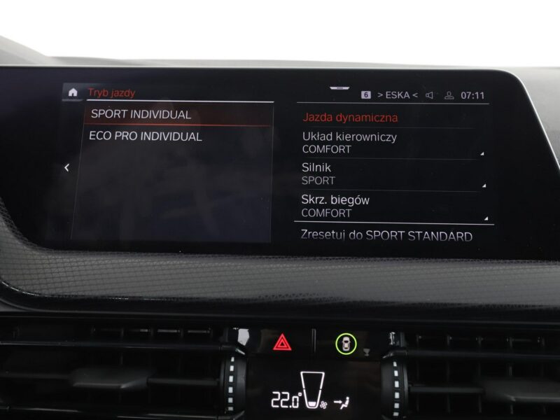 BMW 120 xDrive automat 190KM PDC-kamera navi LED tempomat F40 (2019-)