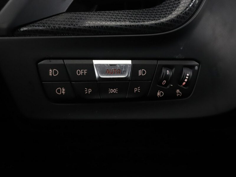 BMW 120 xDrive automat 190KM PDC-kamera navi LED tempomat F40 (2019-)