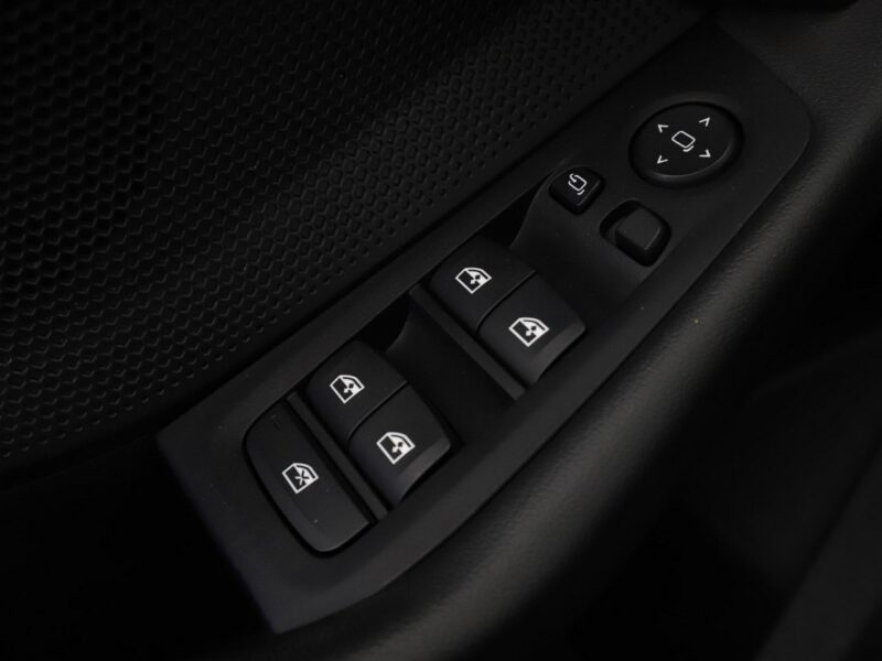 BMW 120 xDrive automat 190KM PDC-kamera navi LED tempomat F40 (2019-)