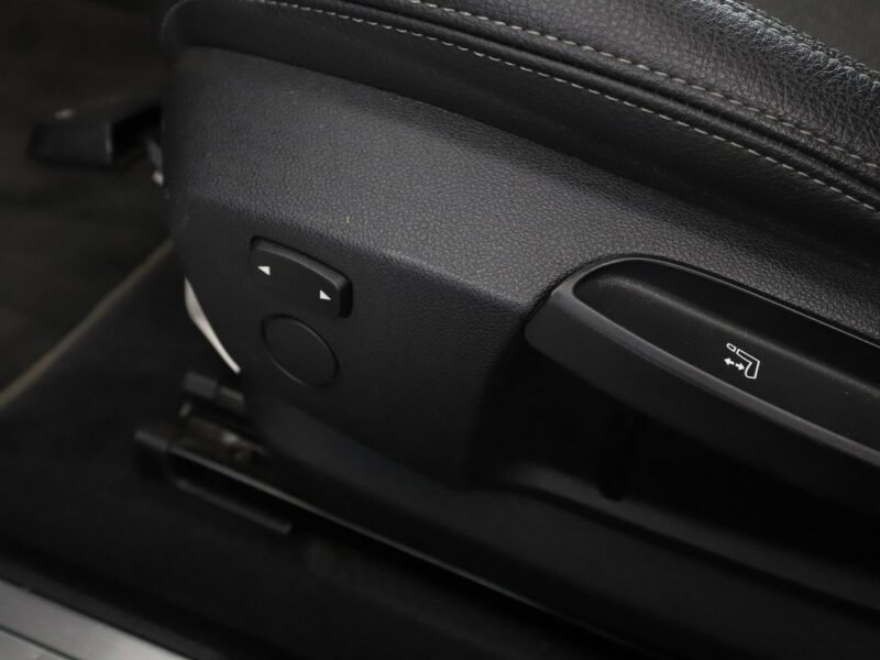 BMW 120 xDrive automat 190KM PDC-kamera navi LED tempomat F40 (2019-)