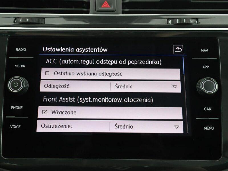 Volkswagen Tiguan FV23% automat 4x4 virtual panorama PDC navi ACC climatronic II (2016-2024)