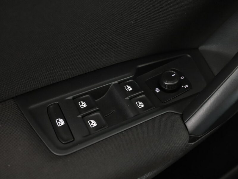 Volkswagen Tiguan FV23% automat 4x4 virtual panorama PDC navi ACC climatronic II (2016-2024)