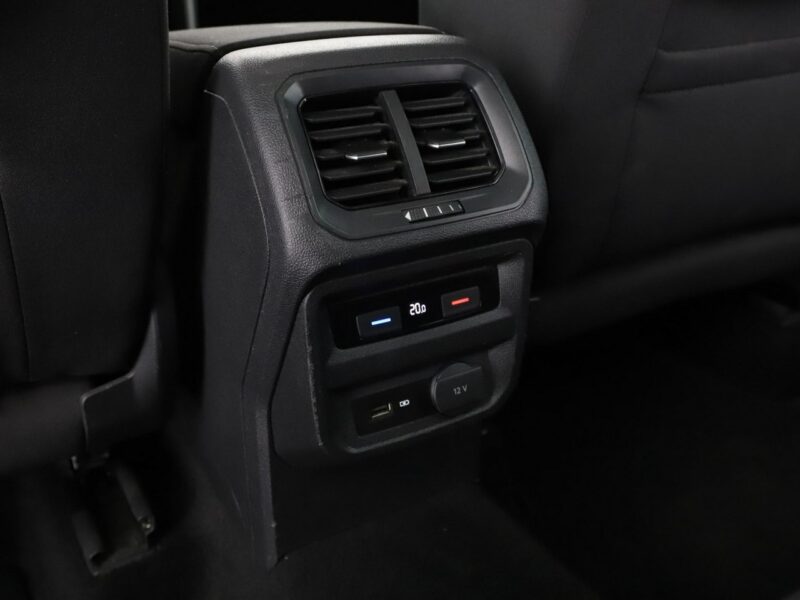 Volkswagen Tiguan FV23% automat 4x4 virtual panorama PDC navi ACC climatronic II (2016-2024)