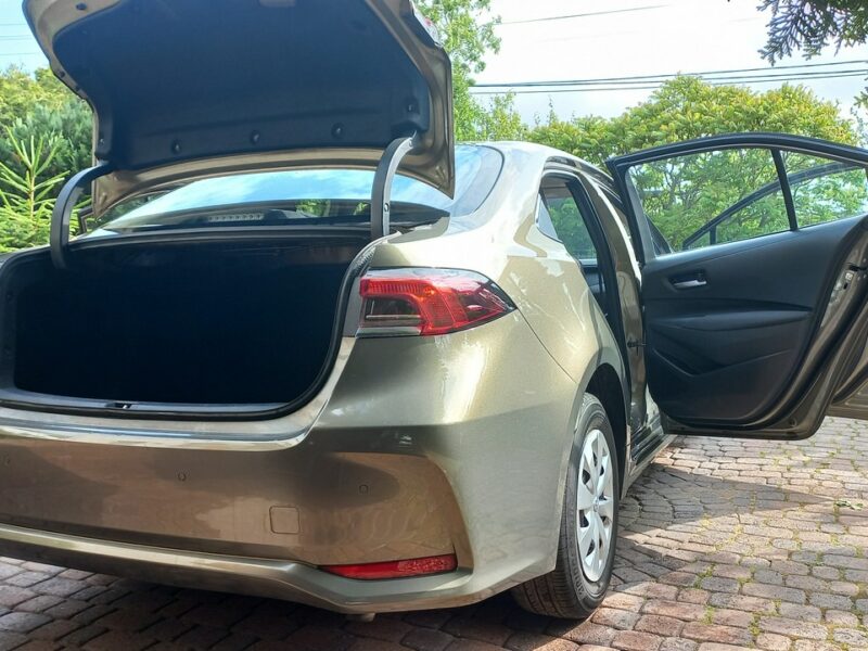 Toyota Corolla Comfort e-CVT 1.8 Hybryda Pełna historia ASO FV23% 48.7 export E21 (2019-)