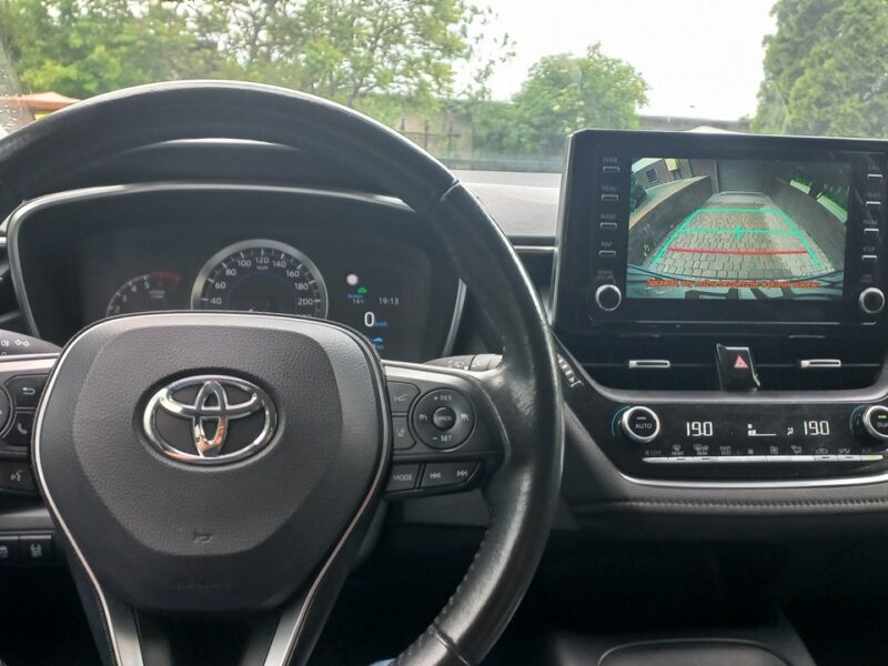 Toyota Corolla Comfort e-CVT 1.8 Hybryda Pełna historia ASO FV23% 48.7 export E21 (2019-)