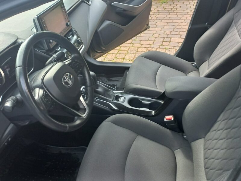 Toyota Corolla Comfort e-CVT 1.8 Hybryda Pełna historia ASO FV23% 48.7 export E21 (2019-)