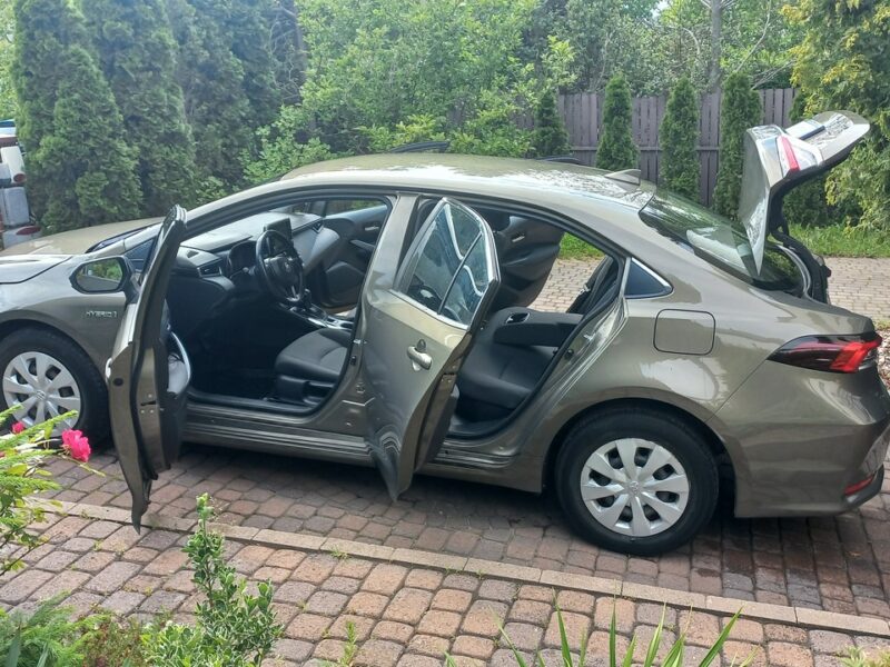 Toyota Corolla Comfort e-CVT 1.8 Hybryda Pełna historia ASO FV23% 48.7 export E21 (2019-)