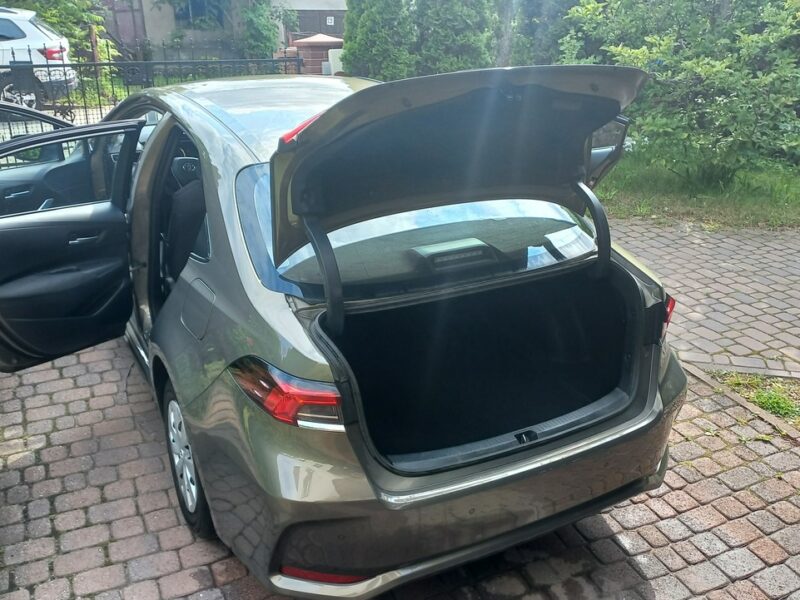 Toyota Corolla Comfort e-CVT 1.8 Hybryda Pełna historia ASO FV23% 48.7 export E21 (2019-)