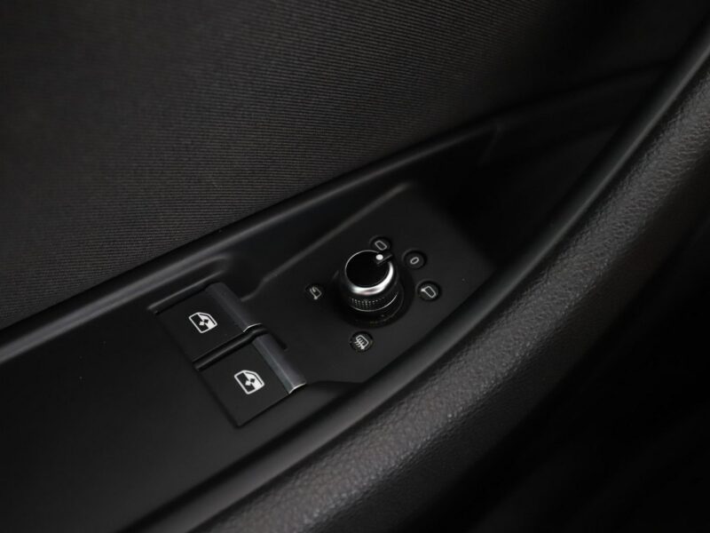Audi A5 S-Tronic full LED virtual cocpit el. sterowane i grzane fotele kamera F5 (2016-)