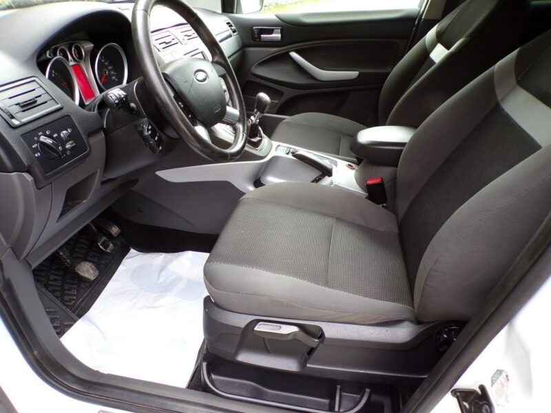 Ford Kuga NAVI /Klimatronic /Gwarancja /2,0 /141KM /2010 I (2008-2012)