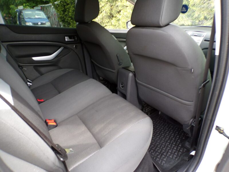 Ford Kuga NAVI /Klimatronic /Gwarancja /2,0 /141KM /2010 I (2008-2012)
