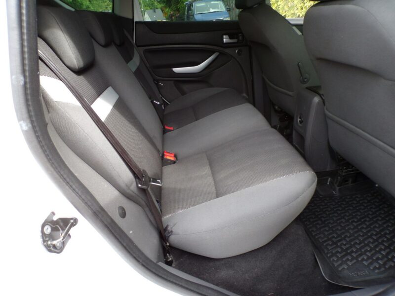 Ford Kuga NAVI /Klimatronic /Gwarancja /2,0 /141KM /2010 I (2008-2012)