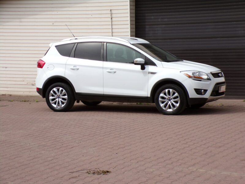 Ford Kuga NAVI /Klimatronic /Gwarancja /2,0 /141KM /2010 I (2008-2012)