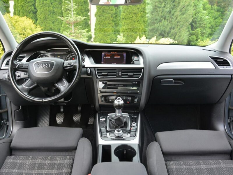 Audi A4 1.8TFSI (170KM) Lift Navi MMI Chromy lakier Orygniał piękna B8 (2007-2015)