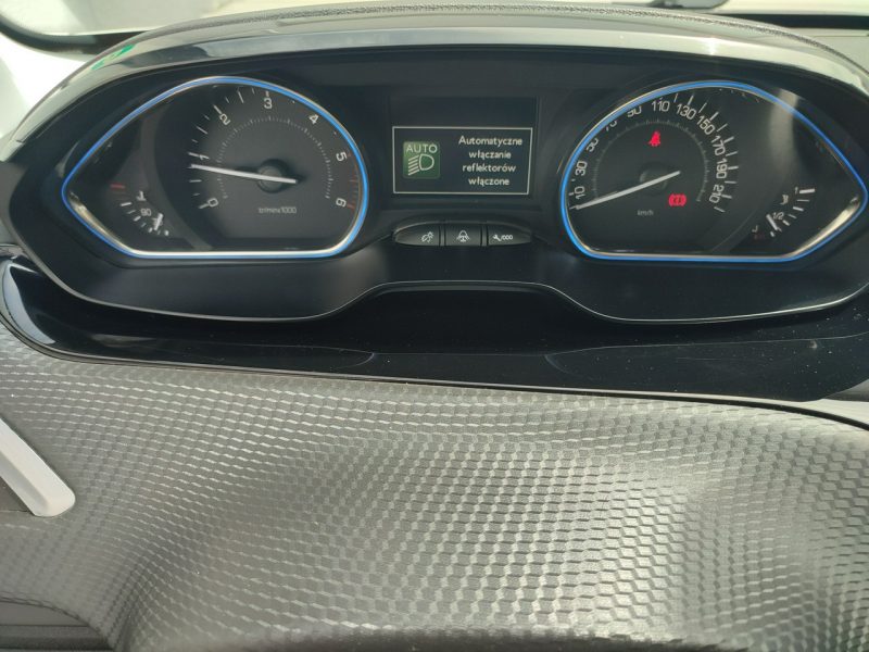 Peugeot 2008 bezwypadkowy ASO nawigacja Gwarancja I (2013-2019)