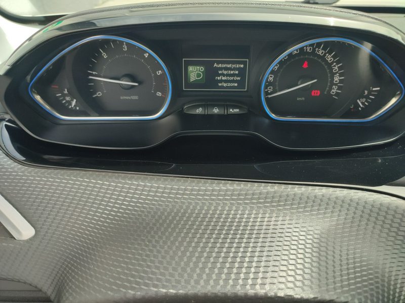 Peugeot 2008 bezwypadkowy ASO nawigacja Gwarancja I (2013-2019)