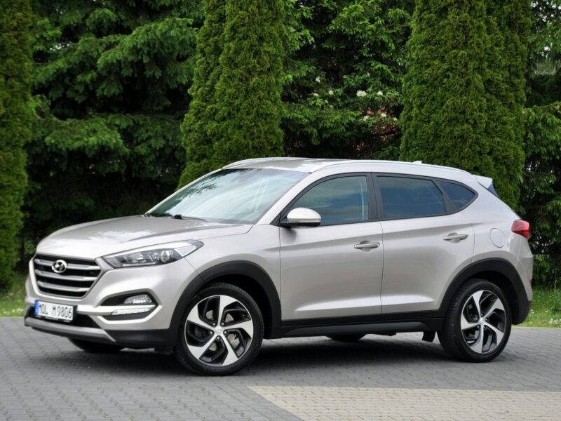 Hyundai Tucson 1.7CRDi(141KM)*Led*Navi*Kamera*BLS*Grzana Kierowni*Asys.Pasa*Alu19"ASO III (2015-2020)