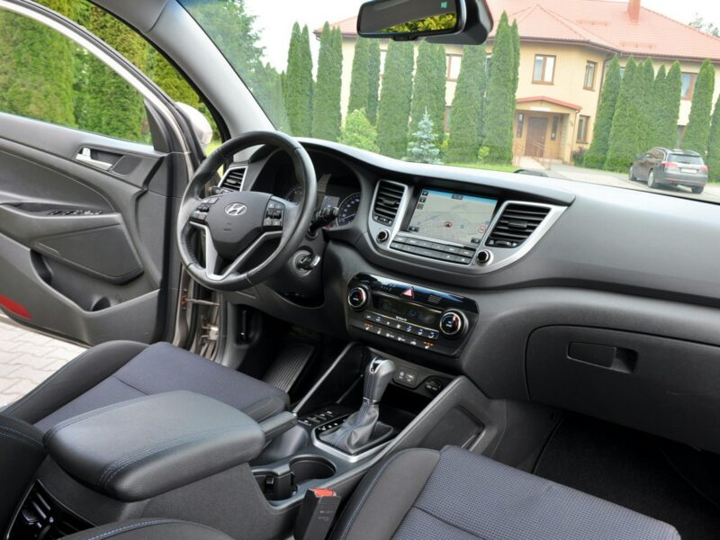 Hyundai Tucson 1.7CRDi(141KM)*Led*Navi*Kamera*BLS*Grzana Kierowni*Asys.Pasa*Alu19"ASO III (2015-2020)