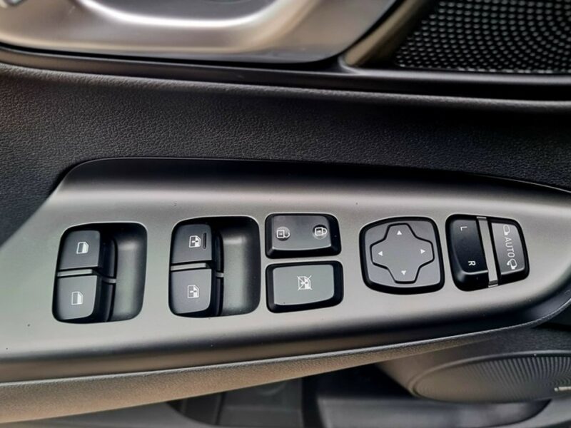 Hyundai Kona Pisemna Gwarancja 12 miesięcy II (2023-)