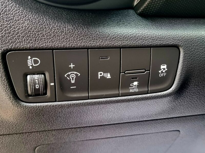 Hyundai Kona Pisemna Gwarancja 12 miesięcy II (2023-)