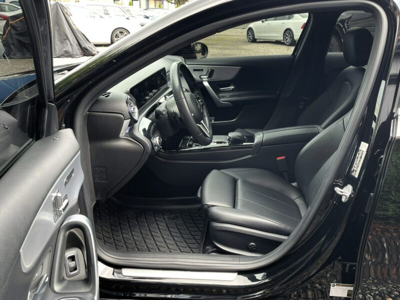 Mercedes A 220 LED, Klima, Temp, Kamera, Grzane Fotele, Ambiente, Panorama, Asystenci W177 (2018-)