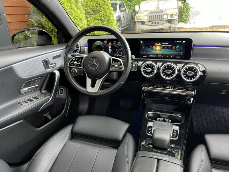 Mercedes A 220 LED, Klima, Temp, Kamera, Grzane Fotele, Ambiente, Panorama, Asystenci W177 (2018-)