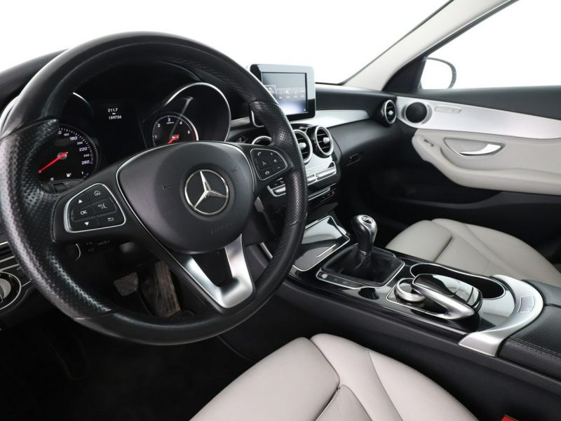 Mercedes C 200 jasne skóry navi el. sterowane i ogrzewane fotele czujniki parkowania W205 (2014-2021)