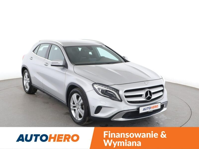 Mercedes GLA 250 GRATIS! Pakiet Serwisowy o wartości 800 zł!
