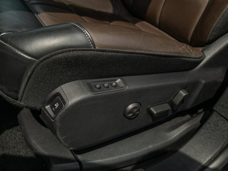 Citroen C5 Aircross 2.0 BHDI 180KM Shine GWARANCJA VIP Salon Polska Kamery Masaże FV23%