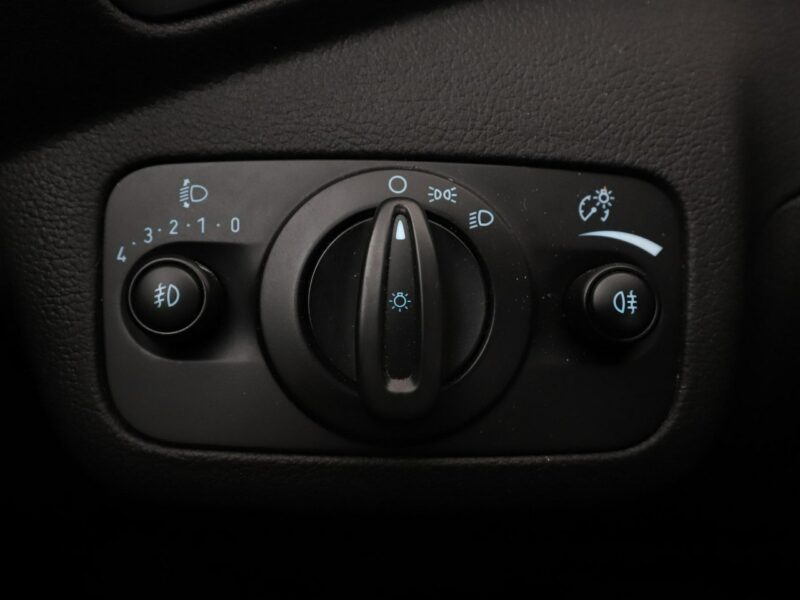 Ford Kuga 4x4 navi klima auto czujniki parkowania grzane fotele II (2012-)