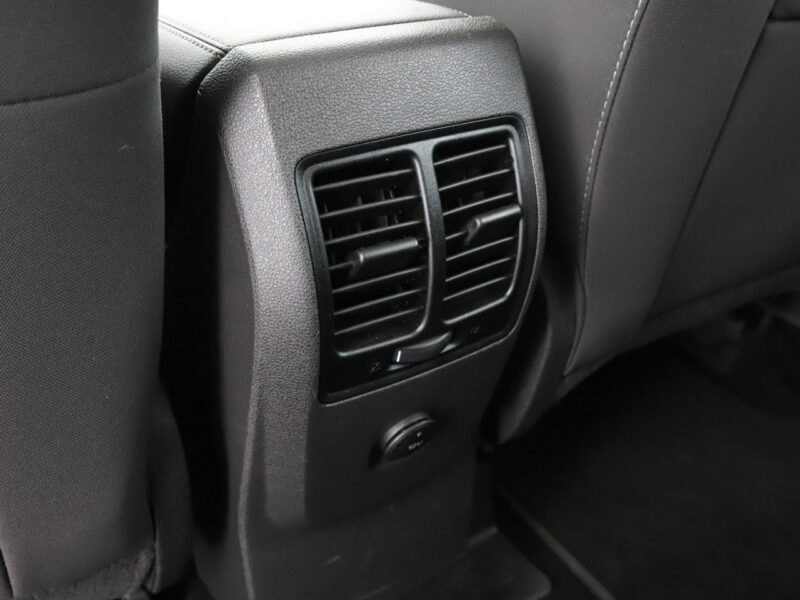 Ford Kuga 4x4 navi klima auto czujniki parkowania grzane fotele II (2012-)