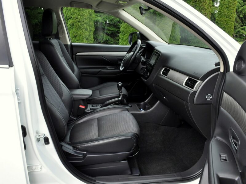Mitsubishi Outlander 2.2DI-D(150KM)*4WD*Duża Navi*Skóry*Reling*Klimatronik*I Wł*Alu19"ASO III (2012-)