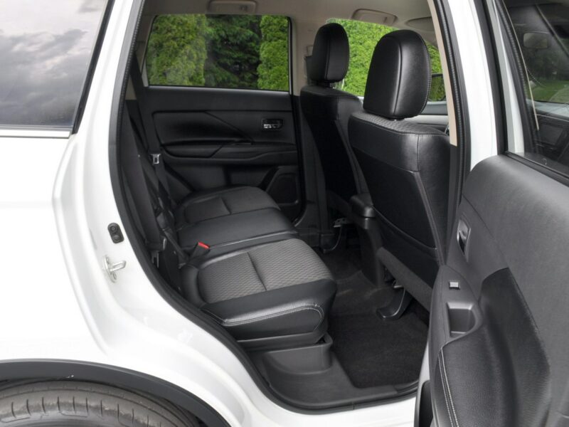 Mitsubishi Outlander 2.2DI-D(150KM)*4WD*Duża Navi*Skóry*Reling*Klimatronik*I Wł*Alu19"ASO III (2012-)
