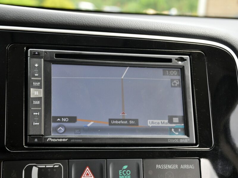 Mitsubishi Outlander 2.2DI-D(150KM)*4WD*Duża Navi*Skóry*Reling*Klimatronik*I Wł*Alu19"ASO III (2012-)