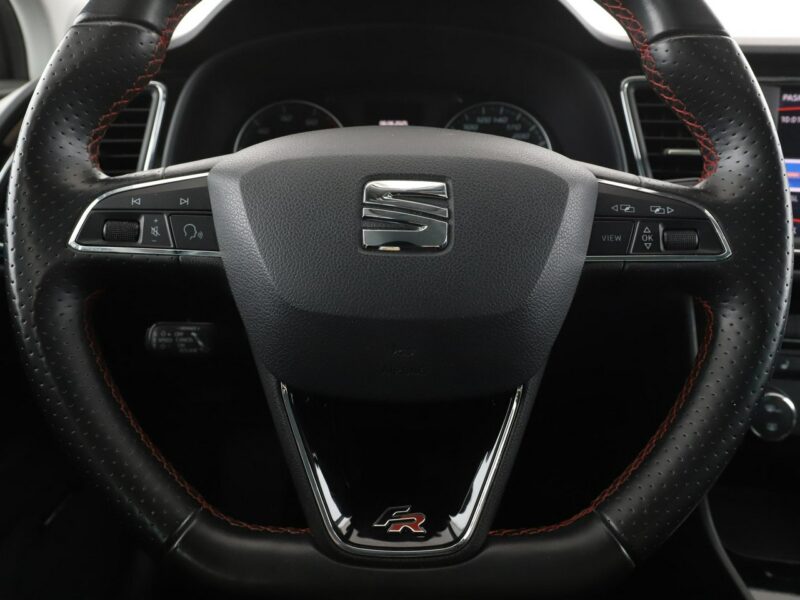 Seat Leon GRATIS! Pakiet Serwisowy o wartości 500 zł! III (2012-)