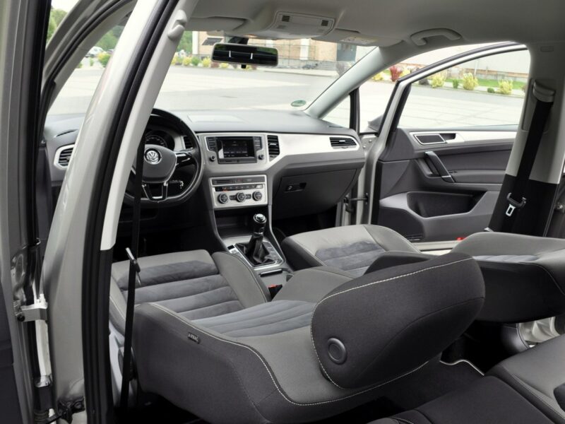 Volkswagen Golf Sportsvan 1.6TDI(110KM)*Masaże*Klimatronik*Duże Radio*Alcantara*2xParktr.Alu15" I (2014-)