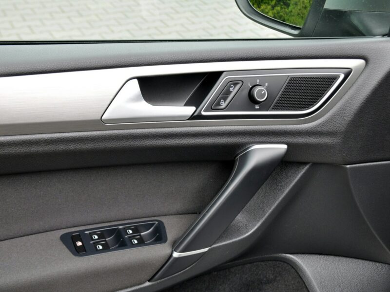 Volkswagen Golf Sportsvan 1.6TDI(110KM)*Masaże*Klimatronik*Duże Radio*Alcantara*2xParktr.Alu15" I (2014-)