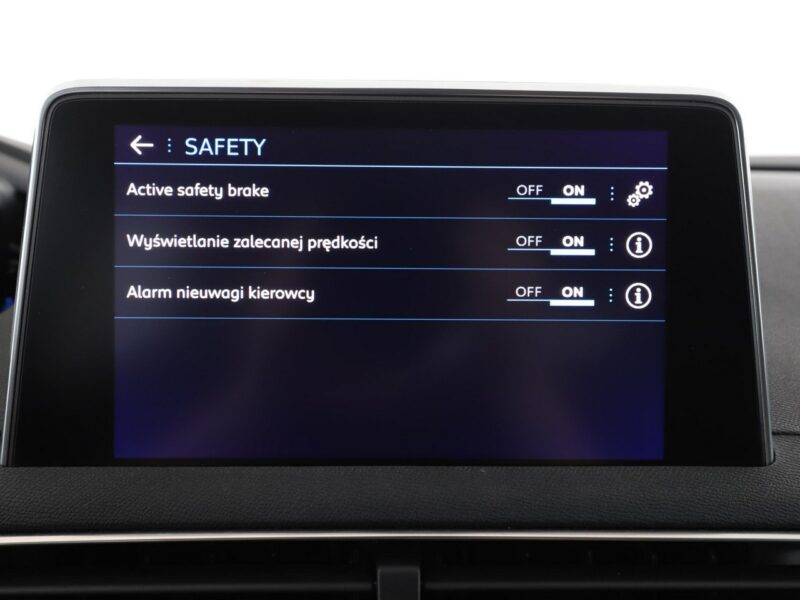Peugeot 3008 GRATIS! Pakiet Serwisowy o wartości 1000 zł! II (2016-)