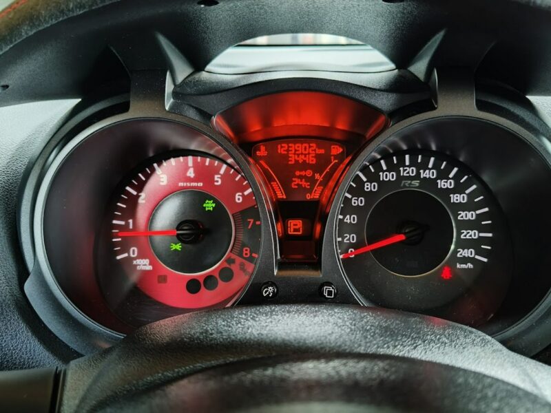 Nissan Juke 1.6 214KM Nismo RS 4x4 Automat, Navigacja, Kamera, Hands Free I (2010-2019)