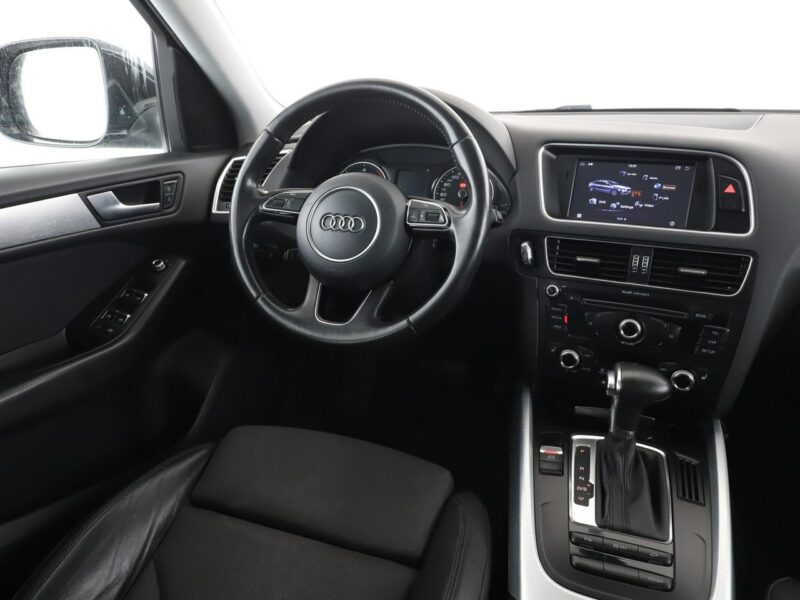 Audi Q5 GRATIS! Pakiet Serwisowy o wartości 500 zł! 8R (2008-)
