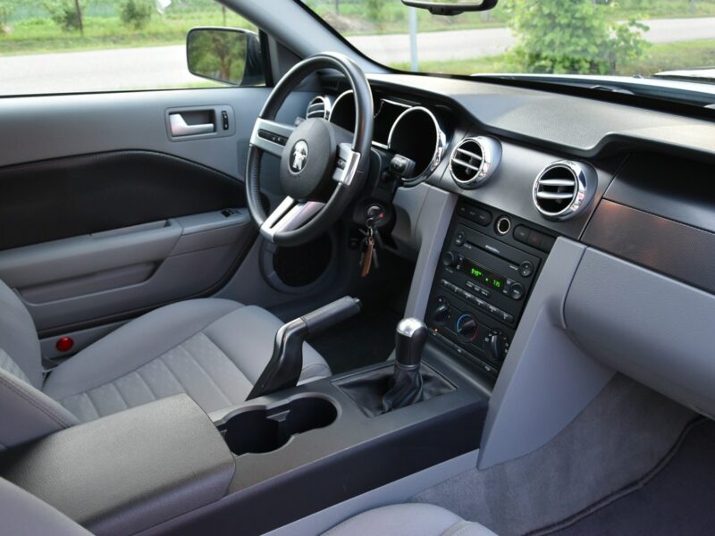 Ford Mustang GT 4.6 V8 305KM Manual 2006r. Klima TEMPOMAT 17" ZADBANY Polecam V (2005-2014)