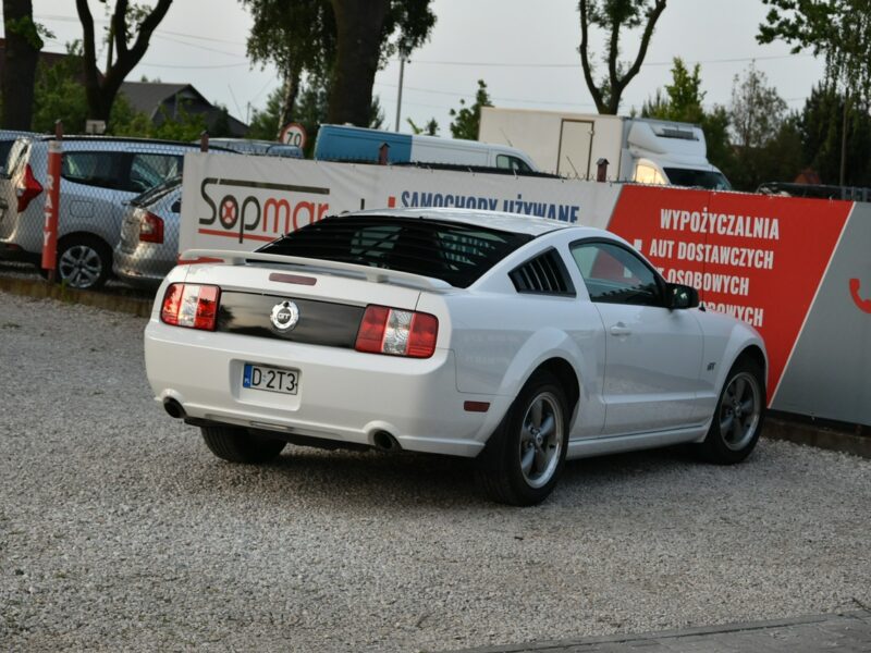 Ford Mustang GT 4.6 V8 305KM Manual 2006r. Klima TEMPOMAT 17" ZADBANY Polecam V (2005-2014)