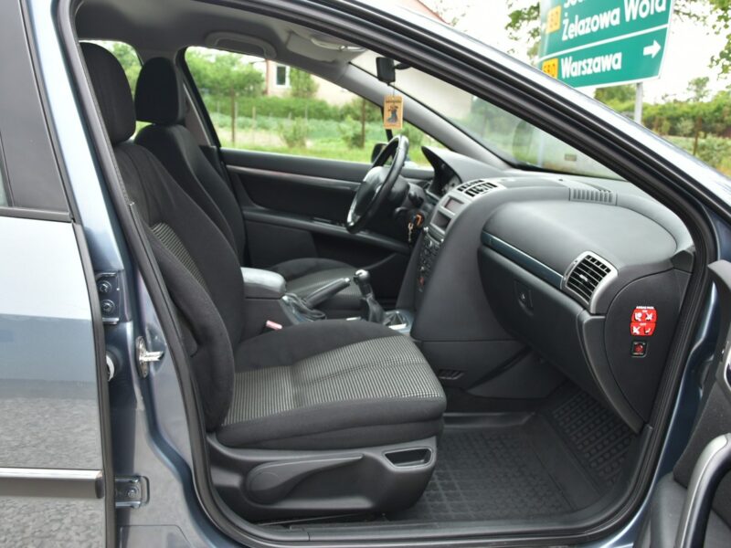Peugeot 407 2.0 16v BENZYNA 136KM 2004r. Climatronic TEMPOMAT alufelgi czujniki