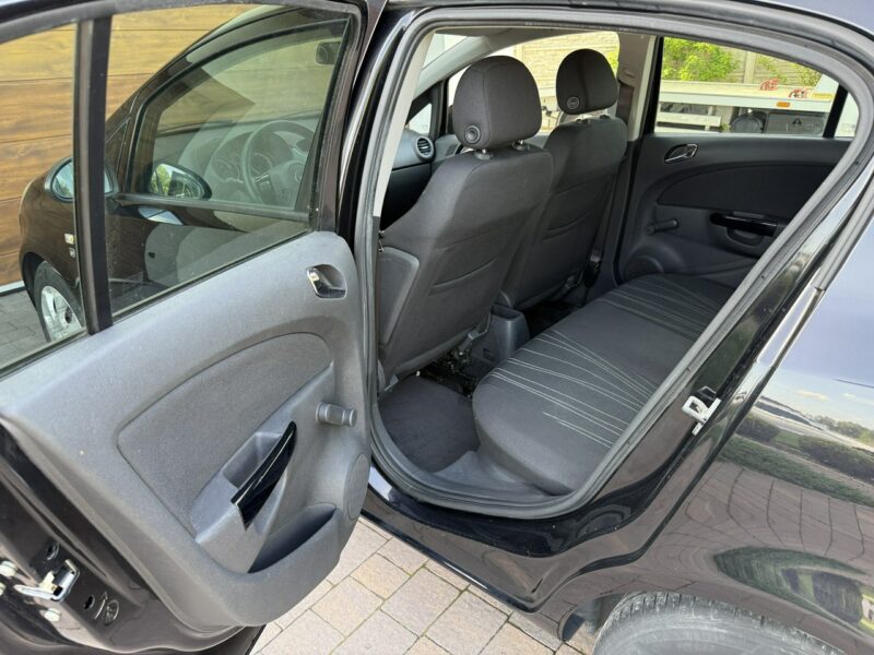 Opel Corsa 10r. 1.2 benzyna 70KM z Niemiec bezwypadkowa tempomat D (2006-2014)