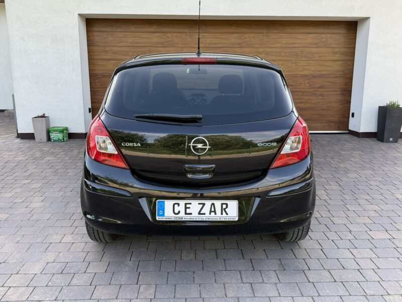 Opel Corsa 10r. 1.2 benzyna 70KM z Niemiec bezwypadkowa tempomat D (2006-2014)
