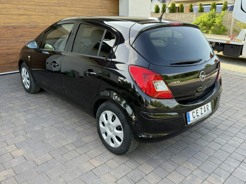 Opel Corsa 10r. 1.2 benzyna 70KM z Niemiec bezwypadkowa tempomat D (2006-2014)